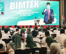 PKB Jatim Menggelar Bimtek Bahas Bahaya Judol, Hadirkan OJK hingga Kiai - JPNN.com