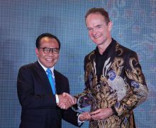 Sesmenko Susiwijono Raih Prosperity Awards atas Kontribusi Besar Perkuat Hubungan RI-Inggris - JPNN.com