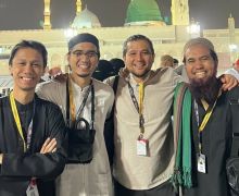 Sheila on 7 Laksanakan Umrah Bareng Salman Al Jugjawy - JPNN.com