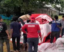 Gerak Cepat, Kemensos Salurkan Bantuan Korban Banjir Makassar - JPNN.com