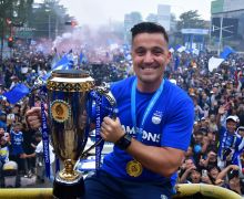 Cara Sederhana Pelatih Persib Menikmati Momen Natal - JPNN.com