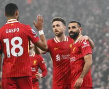 Liverpool Menang Comeback, Man United KO, Cek Klasemen - JPNN.com