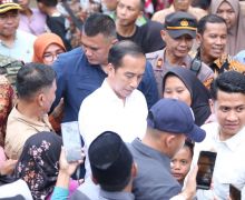 Kunjungi Desa Peron, Jokowi kagumi produk Alpukat dan Gula Aren - JPNN.com