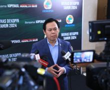 Sultan Apresiasi Pemerintah Turunkan Harga Tiket Pesawat - JPNN.com