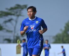 Bursa Transfer Liga 1: Ini Alasan Persib Bandung Kontrak Permanen Adam Alis - JPNN.com