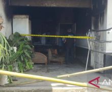 Cinta Diputus, Pria Ini Nekat Bakar Rumah Mantan Kekasih - JPNN.com