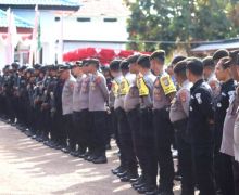 Ratusan Polisi Dikerahkan untuk Amankan Penetapan Gubernur-Wagub Papua Barat - JPNN.com