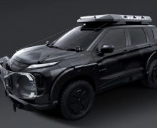 Mitsubishi Pamer Outlander PHEV yang Terinpirasi Gim Metal Gear Solid, Gahar - JPNN.com