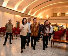 Kunjungi Gedung Merdeka di Bandung, Menlu Sugiono: Banyak yang Perlu Diperbaiki - JPNN.com