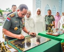 Resmikan Masjid Al-Jihan di Garut, Panglima TNI: Simbol Penguatan Nilai Keagamaan dan Sosial - JPNN.com