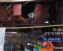 Diterjang Angin Kencang, 44 Rumah di Pangkalpinang Rusak - JPNN.com