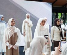 Hijab Meleyot Jadi Tren Baru, Intip Koleksi dari Brand Mungkin - JPNN.com