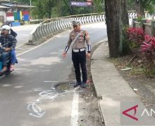 Pemotor Tewas Terlindas Truk setelah Menyalip dari Kiri di Jalan Menikung - JPNN.com