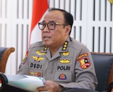 Irwasum Polri Komjen Dedi Prasetyo: Polisi tak Boleh Melukai Hati masyarakat - JPNN.com