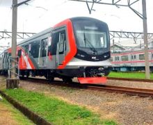 Begini Penampakan KRL Baru dari China - JPNN.com