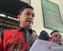 Pengacara Hasto Bantah Kliennya Perintahkan Harun Masiku Merendam Telepon Seluler - JPNN.com