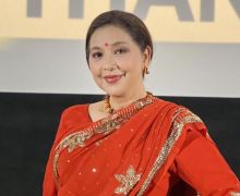 Ayu Azhari Isi Suara Sridevi di Film English Vinglish, Catat Sejarah di IFF 2025 - JPNN.com