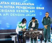 Tingkatkan Keselamatan Perjalanan di Perlintasan Sebidang, KAI & Grab Jalin MoU - JPNN.com