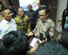 Wamendagri Bima Arya Tekankan Pentingnya Kepemimpinan di RSUD demi Pelayanan Optimal - JPNN.com