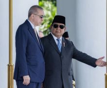 Prabowo Wajibkan Pengusaha Simpan 100% Devisa Hasil Ekspor SDA di Bank Dalam Negeri - JPNN.com