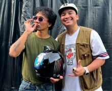 JPX Meluncurkan Helm Edisi Khusus Hasil Kolaborasi dengan Kaka Slank - JPNN.com