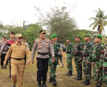 TNI dan Polri di Siak Kerahkan Berbagai Upaya untuk Amankan PSU Pilkada 2024 di 3 TPS - JPNN.com