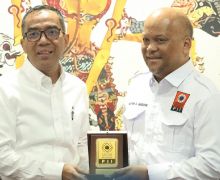 Mendiktisaintek Brian Yuliarto Mendorong Pembentukan Dewan Insinyur - JPNN.com