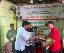 Sambut Bulan Ramadan, Kader Partai Gerindra Jakarta Bagikan Ribuan Paket Beras Kepada Warga Kemayoran - JPNN.com