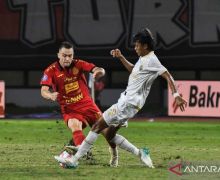 Hancur Lebur di Kandang, Persija Makin Tertinggal dari Persebaya - JPNN.com