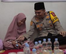 Polres Kuansing Gelar Buka Puasa Bersama, Lihat Hangatnya Kebersamaan Polisi & Anak Panti Asuhan - JPNN.com