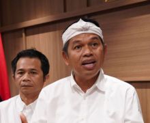 Dedi Mulyadi Sebut Rumah Panggung Menjadi Solusi Banjir di Karawang - JPNN.com