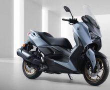 Yamaha Xmax 250 Model 2025 Tampil Lebih Segar, Warna Hingga Fitur Baru - JPNN.com