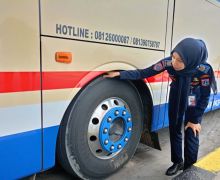 Menjelang Mudik Lebaran 2025, Petugas TTPG Jaktim Temukan 4 Bus AKAP Tak Laik Jalan - JPNN.com