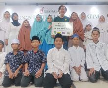 Sido Muncul Berbagi Kebahagiaan Melalui Santunan Rp 200 Juta untuk 1.000 Anak Yatim  - JPNN.com