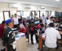 Usut Dugaan Korupsi Dana Hibah SMK, Kejati Geledah Dinas Pendidikan Jatim - JPNN.com