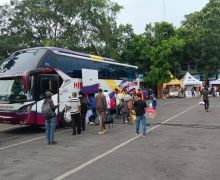 Terminal Cicaheum Bandung Mulai Ramai Pemudik - JPNN.com