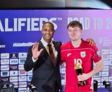 Ole Romeny Kembali Jadi Starter di Oxford United, Erick Thohir Mengaku Senang - JPNN.com