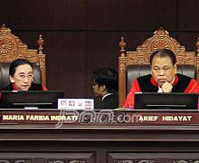 Menyampaikan Dissenting Opinion, Hakim Arief Singgung Soal Jokowi yang Partisan - JPNN.com