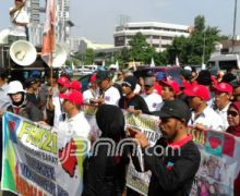 Ribuan Honorer K2 & Non-K2 Demo di Hari Pahlawan, Baca 9 Tuntutannya, Dahsyat! - JPNN.com