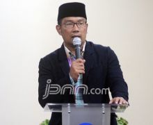 Kang Emil Usulkan Sanksi Tilang ke Pengendara Motor Pelanggar PSBB - JPNN.com