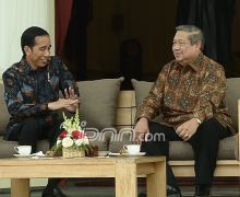 Hamdalah... Jokowi dan SBY Terlihat Akrab, Nih Fotonya - JPNN.com