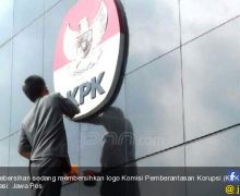 KPK Bakal Melelang Kain Penutup Kakbah Sitaan Kasus Rasuah - JPNN.com