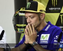 Rossi Tutup Musim MotoGP 2018 dengan Ucapan Maaf - JPNN.com