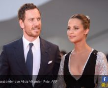 Pasangan Artis Hollywood ini Diam-Diam Menikah di Ibiza - JPNN.com