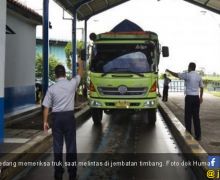 Jembatan Timbang Indonesia Tidak Berwibawa, Ini Penyebabnya - JPNN.com