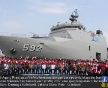 KRI Banjarmasin-592 Angkut Ekspedisi Bakti PMK 2017 - JPNN.com