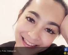 5 Tahun Pacaran, Dewi Rezer Siap Dinikahi Bule Kanada - JPNN.com