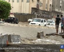 Waspada! Arab Saudi Terancam Dilanda Badai Petir, Hujan Es hingga Banjir - JPNN.com