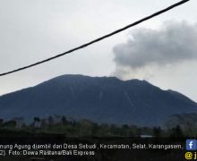 Kawah Gunung Agung Sudah Terisi Setengah - JPNN.com