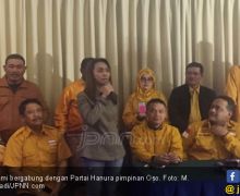 Dinonaktifkan Mendagri, Bupati Talaud Gabung Hanura Oso - JPNN.com